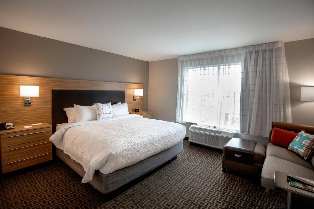 Towneplace Suites By Marriott Louisville Airport Exterior foto